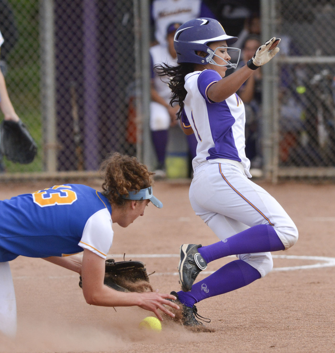 051916 Agoura RHS softball 01.jpg